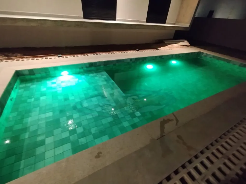 Casa, 3 quartos, 216 m² - Foto 1