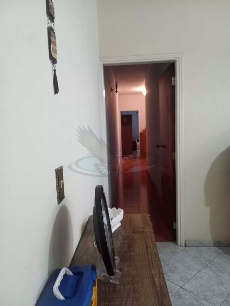 Casa, 4 quartos, 192 m² - Foto 2