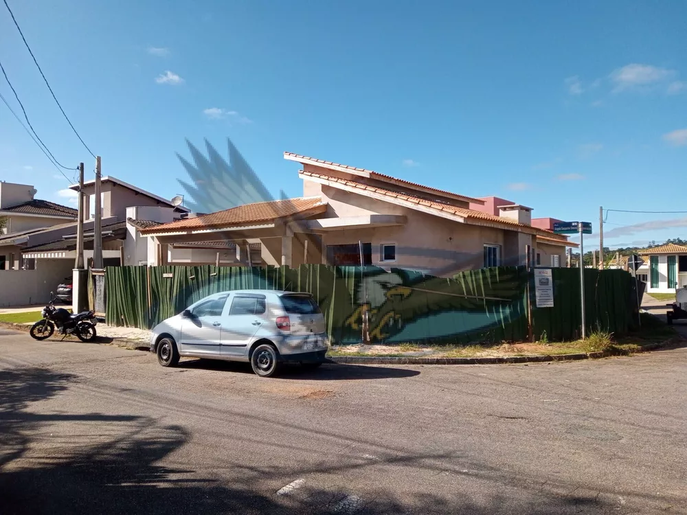 Casa de Condomínio à venda, 349m² - Foto 1