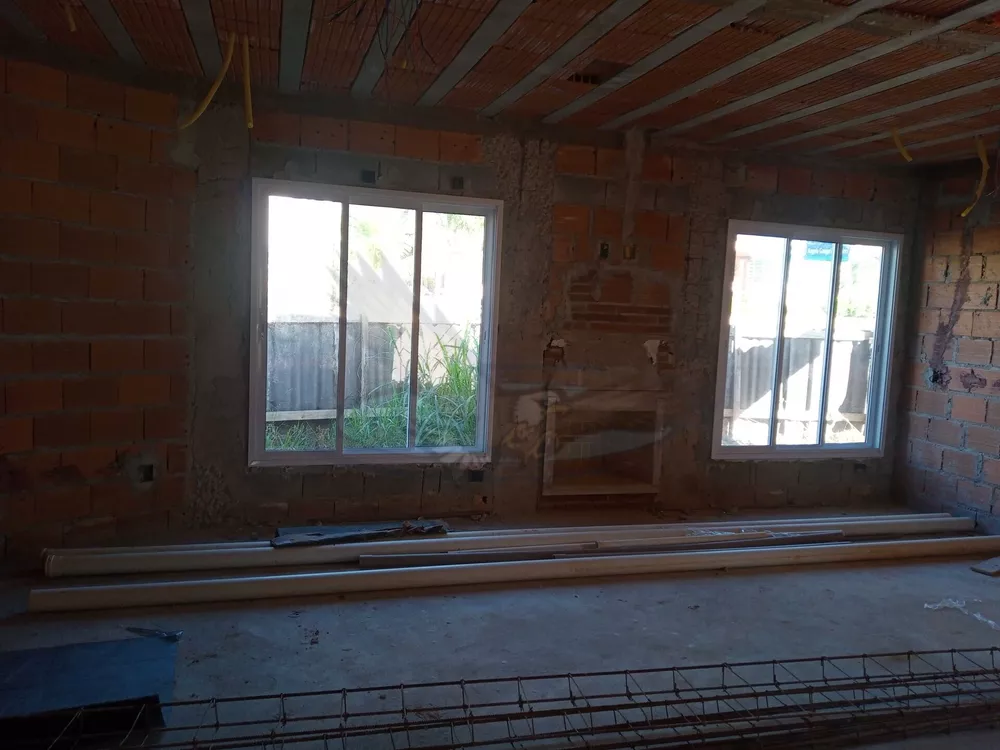 Casa de Condomínio - Foto 1