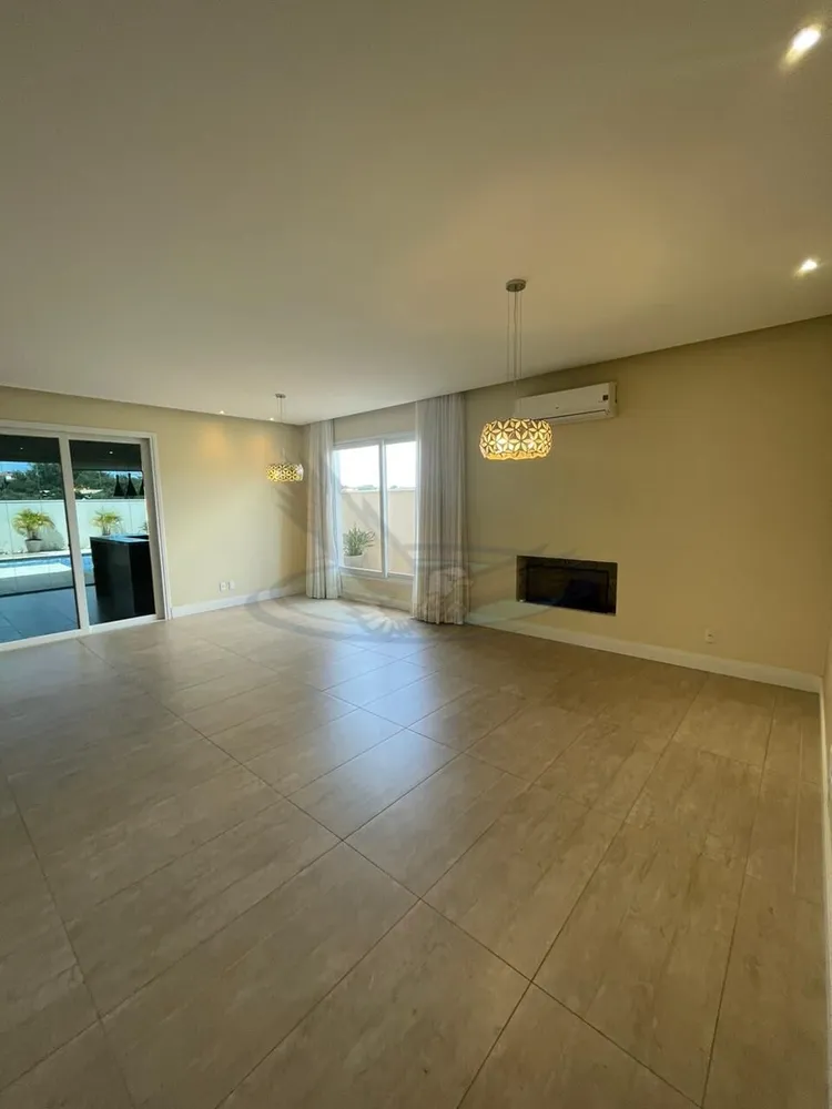 Casa, 4 quartos, 338 m² - Foto 2