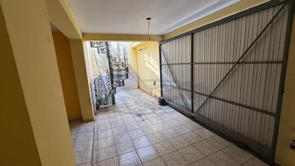Casa, 4 quartos, 228 m² - Foto 3
