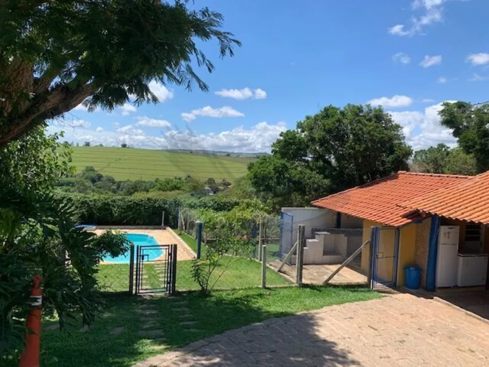 Sítio, 3 quartos, 1615 m² - Foto 1