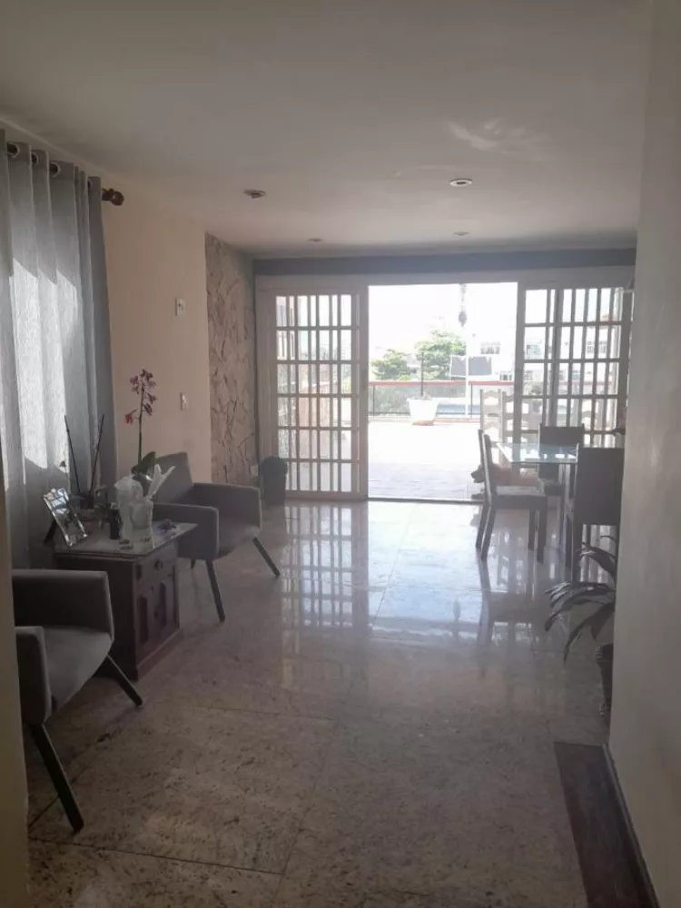 Cobertura, 3 quartos, 214 m² - Foto 7