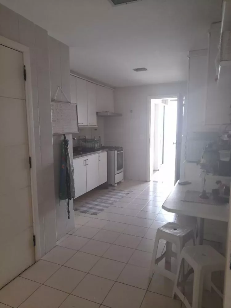 Cobertura, 3 quartos, 214 m² - Foto 20