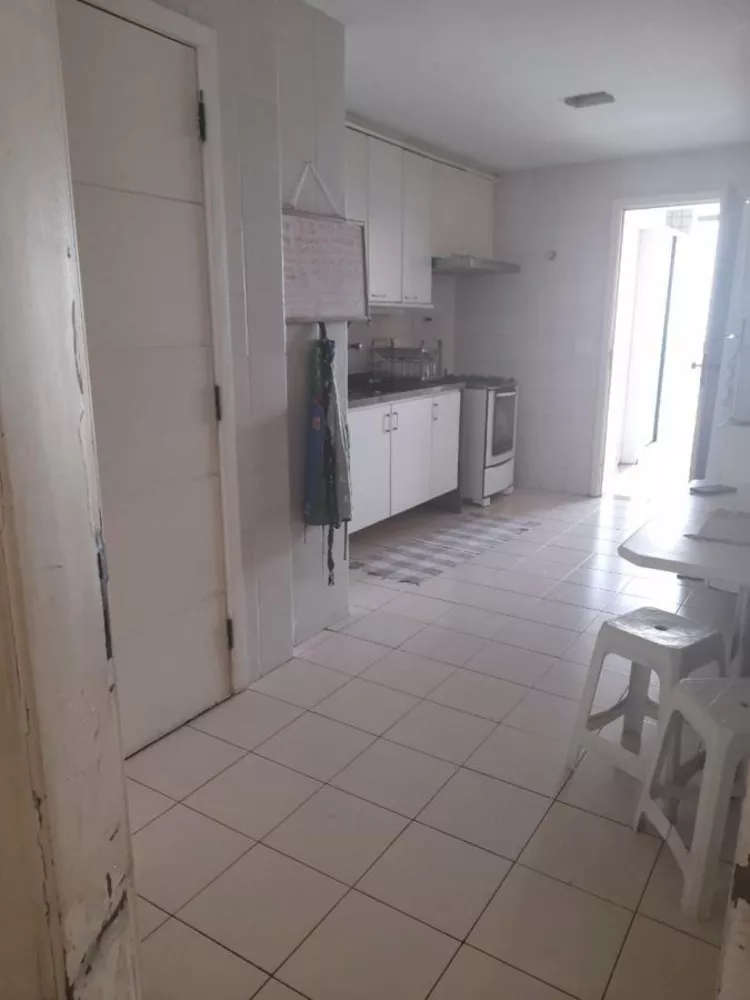 Cobertura, 3 quartos, 214 m² - Foto 22