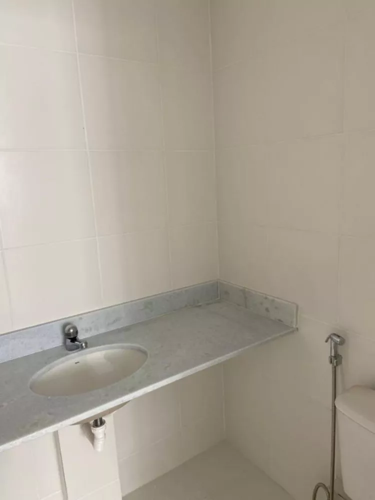 Apartamento à venda com 2 quartos, 67m² - Foto 6