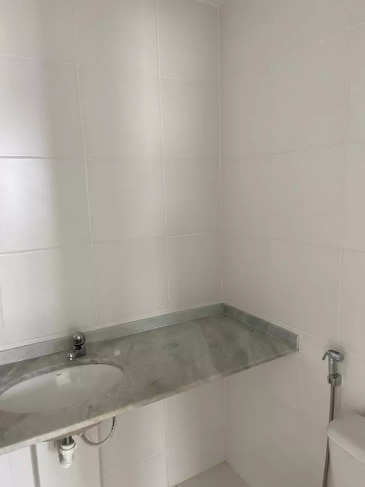 Apartamento à venda com 2 quartos, 67m² - Foto 9