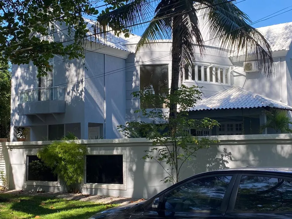 Casa de Condomínio à venda com 8 quartos, 550m² - Foto 4