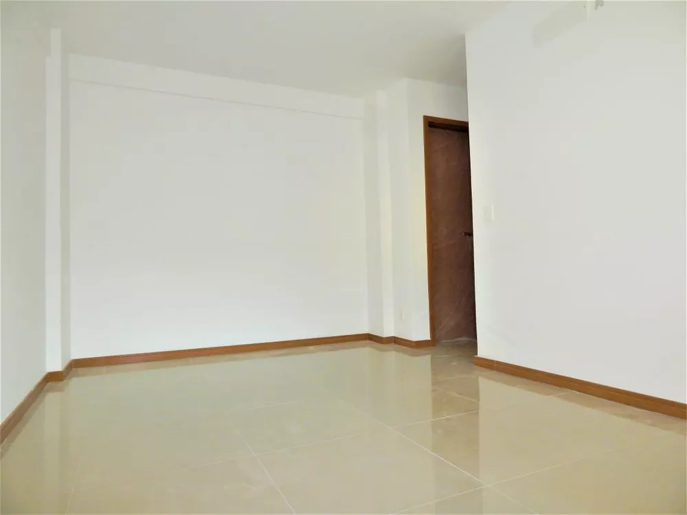 Apartamento à venda com 3 quartos, 104m² - Foto 5