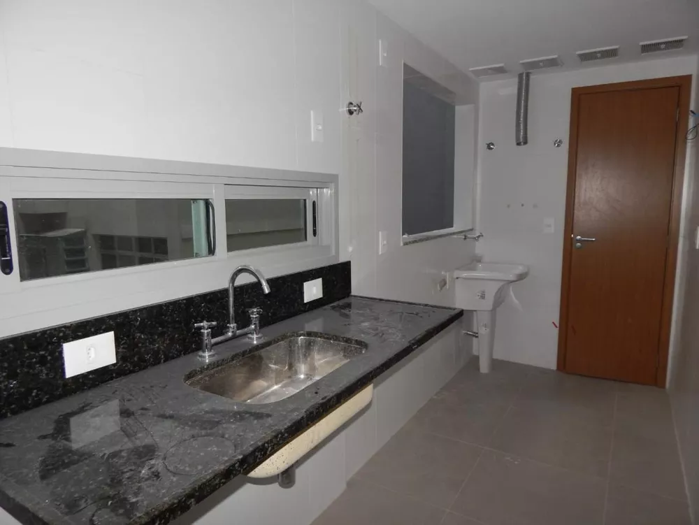 Apartamento à venda com 3 quartos, 104m² - Foto 14