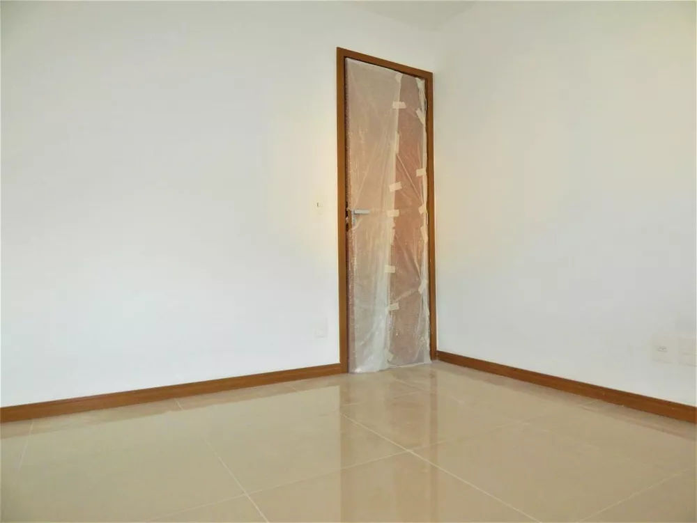 Apartamento à venda com 3 quartos, 104m² - Foto 19