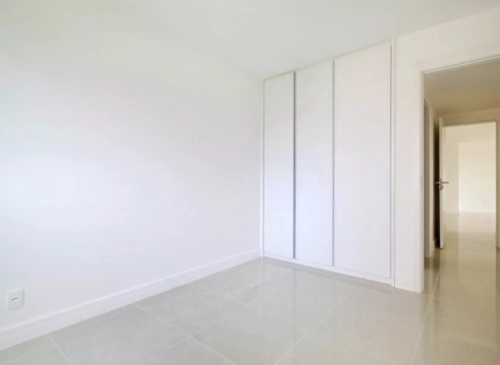 Apartamento à venda com 4 quartos, 197m² - Foto 26