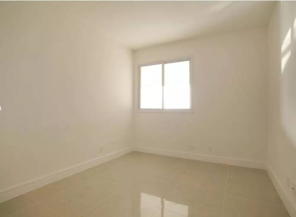 Apartamento à venda com 4 quartos, 197m² - Foto 23