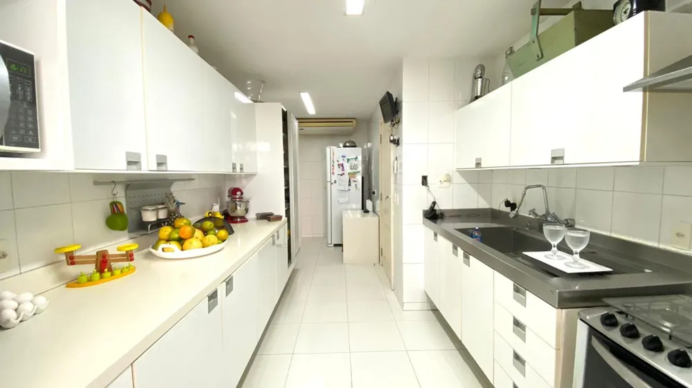 Apartamento, 4 quartos, 300 m² - Foto 2