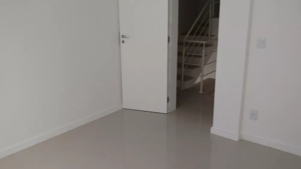 Casa, 4 quartos, 165 m² - Foto 1