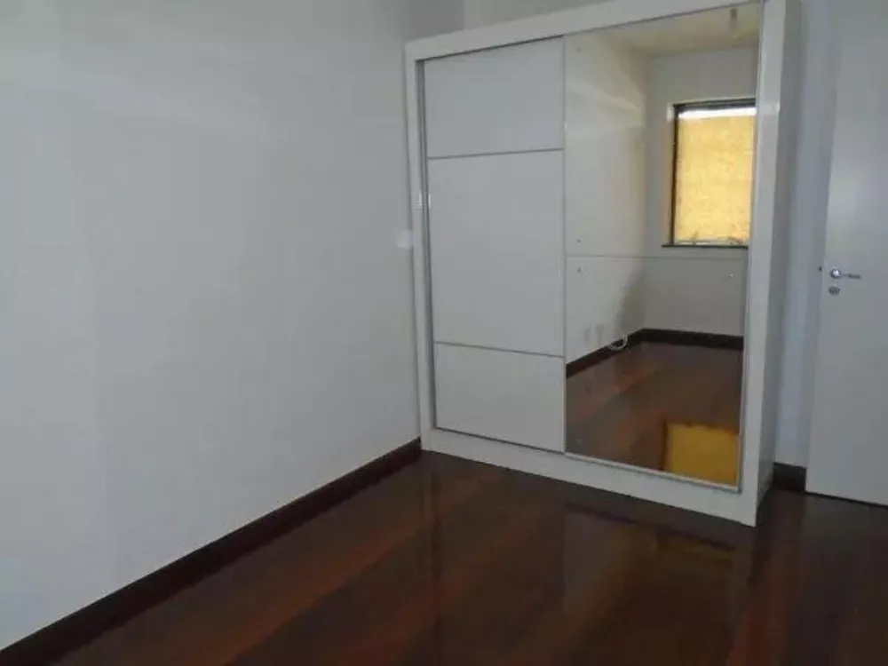 Apartamento à venda com 2 quartos, 75m² - Foto 7