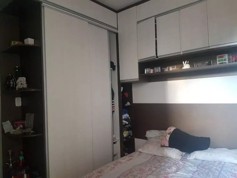 Apartamento à venda com 2 quartos, 65m² - Foto 4