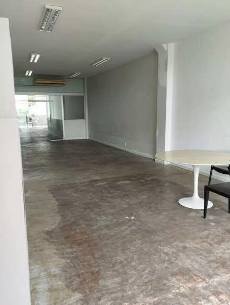 Sala-Conjunto, 2330 m² - Foto 1