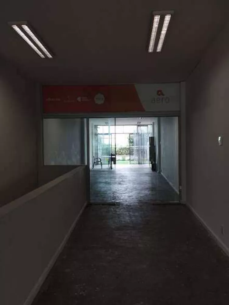 Sala-Conjunto, 2330 m² - Foto 11