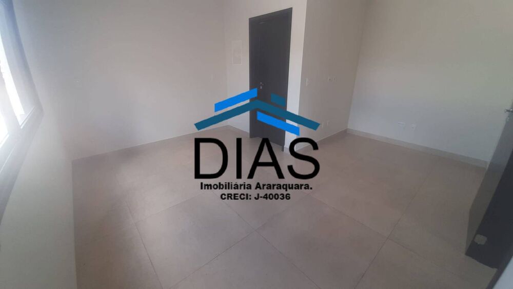 Casa, 4 quartos, 220 m² - Foto 1
