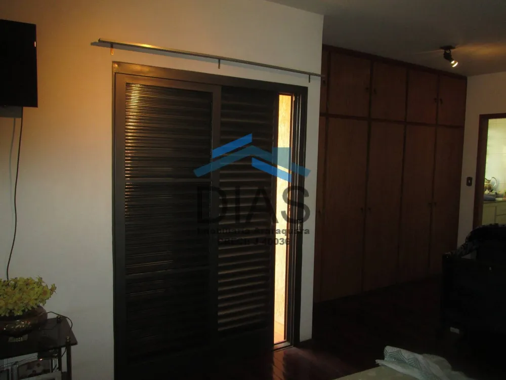 Casa, 3 quartos, 196 m² - Foto 2