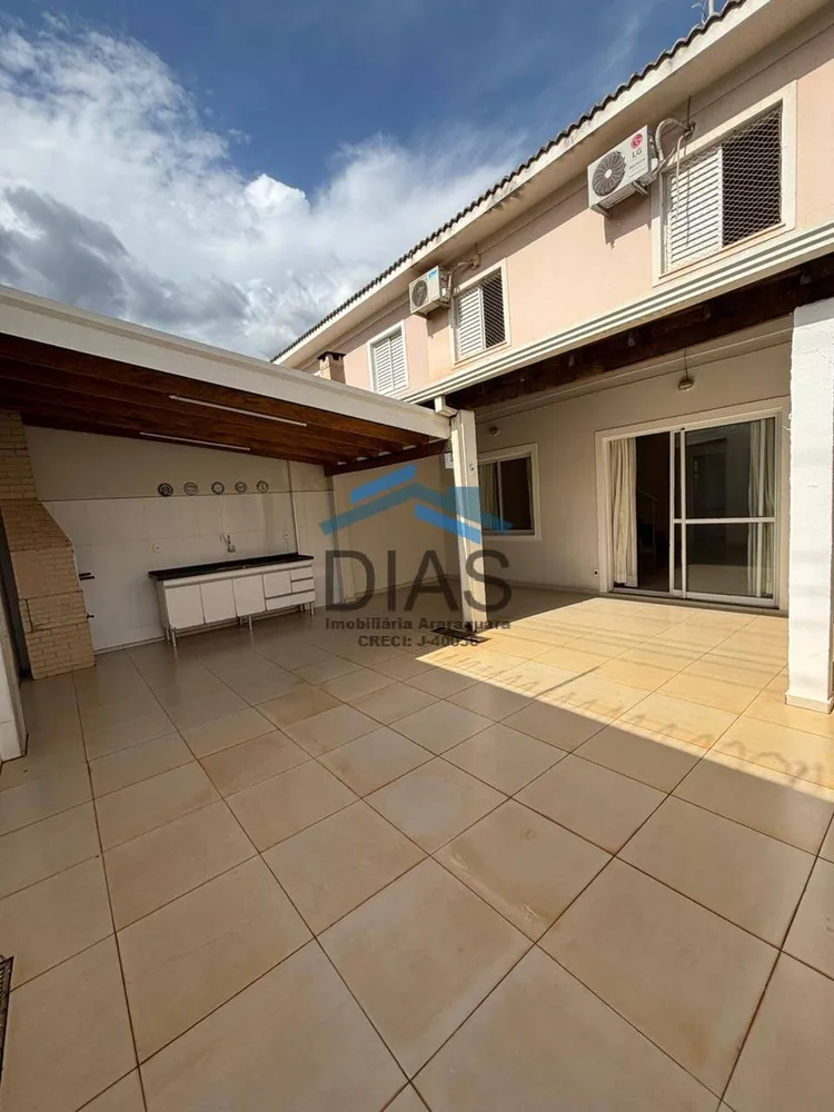 Casa, 3 quartos, 122 m² - Foto 1