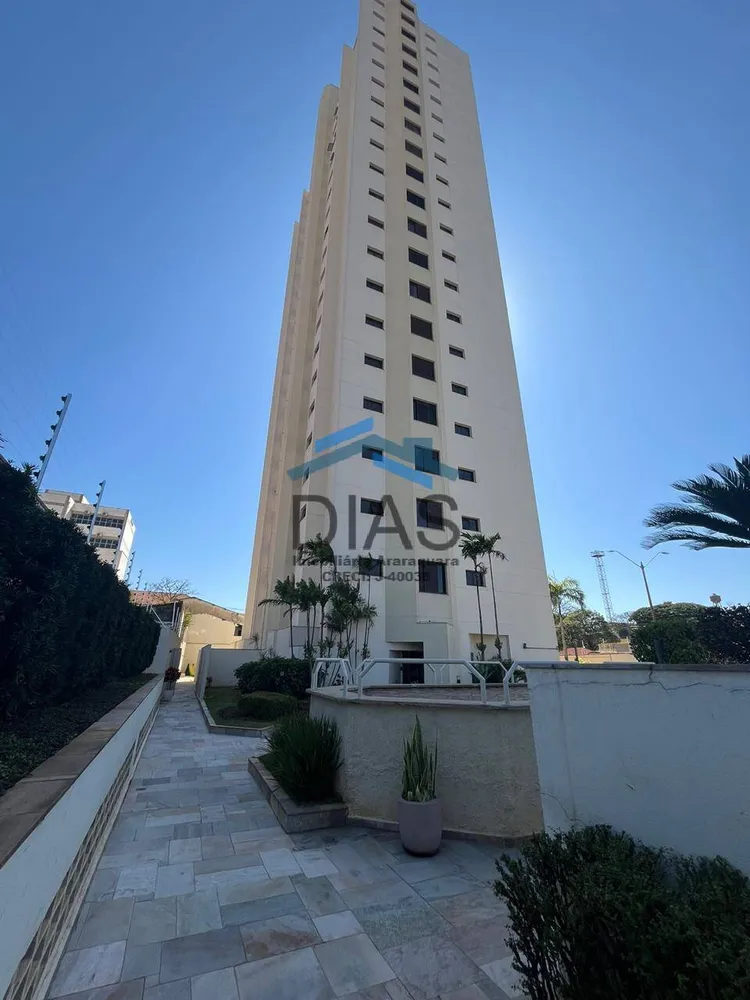 Apartamento, 3 quartos, 200 m² - Foto 1