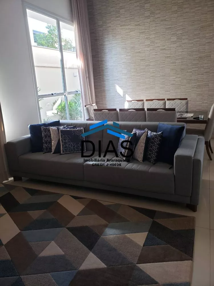 Casa à venda com 3 quartos, 197m² - Foto 3