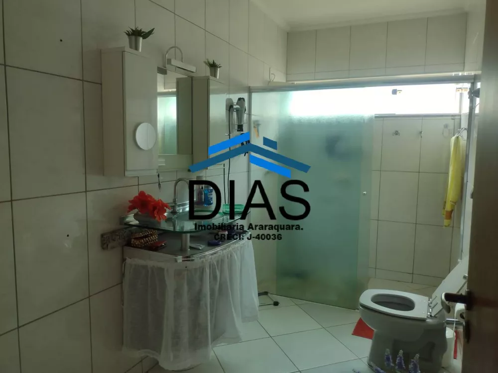 Casa à venda com 3 quartos, 175m² - Foto 4