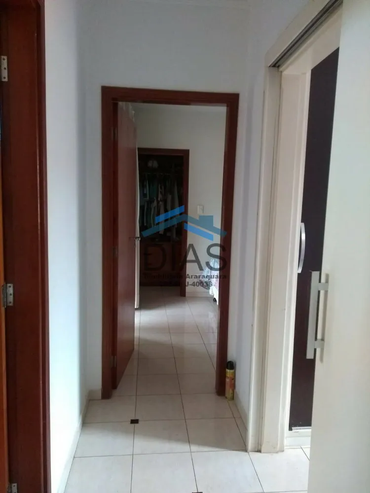 Casa, 3 quartos, 240 m² - Foto 11