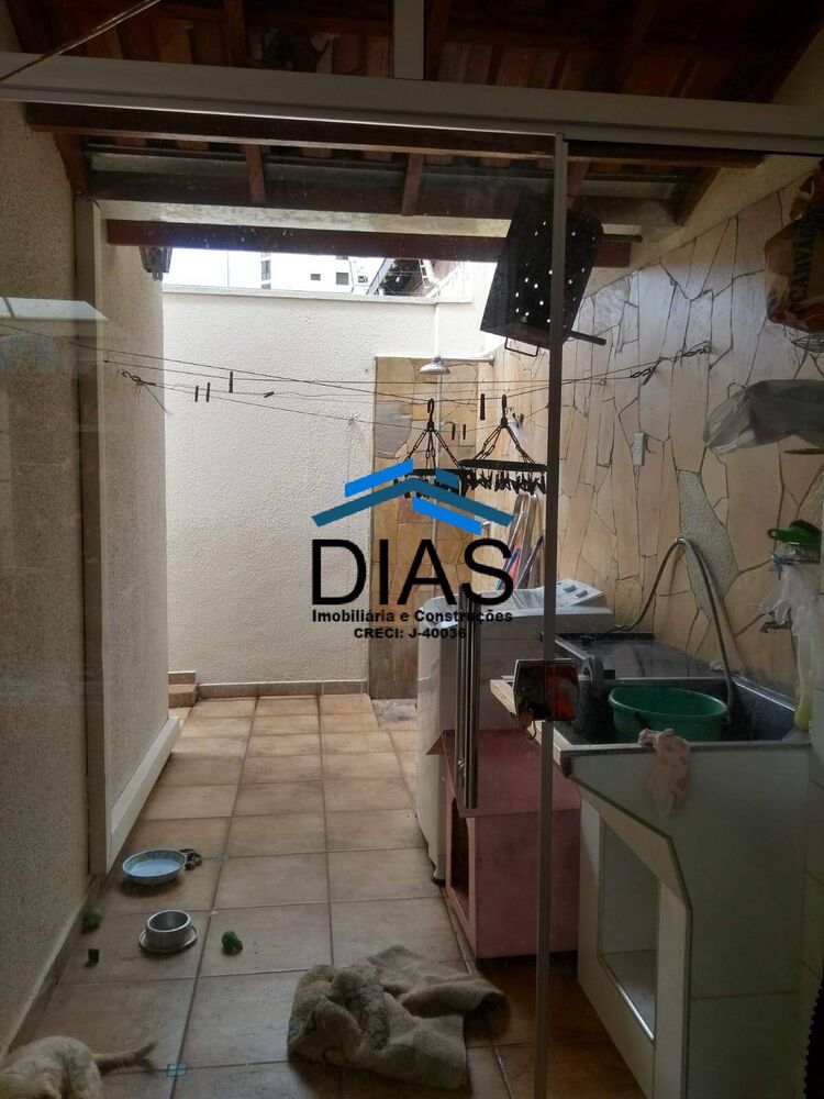 Casa, 3 quartos, 240 m² - Foto 6