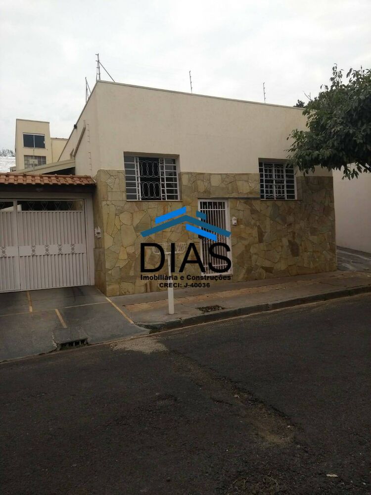 Casa, 3 quartos, 240 m² - Foto 2