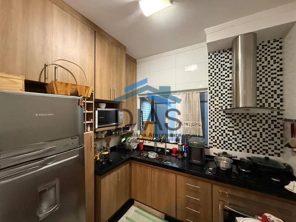 Casa, 3 quartos, 131 m² - Foto 3