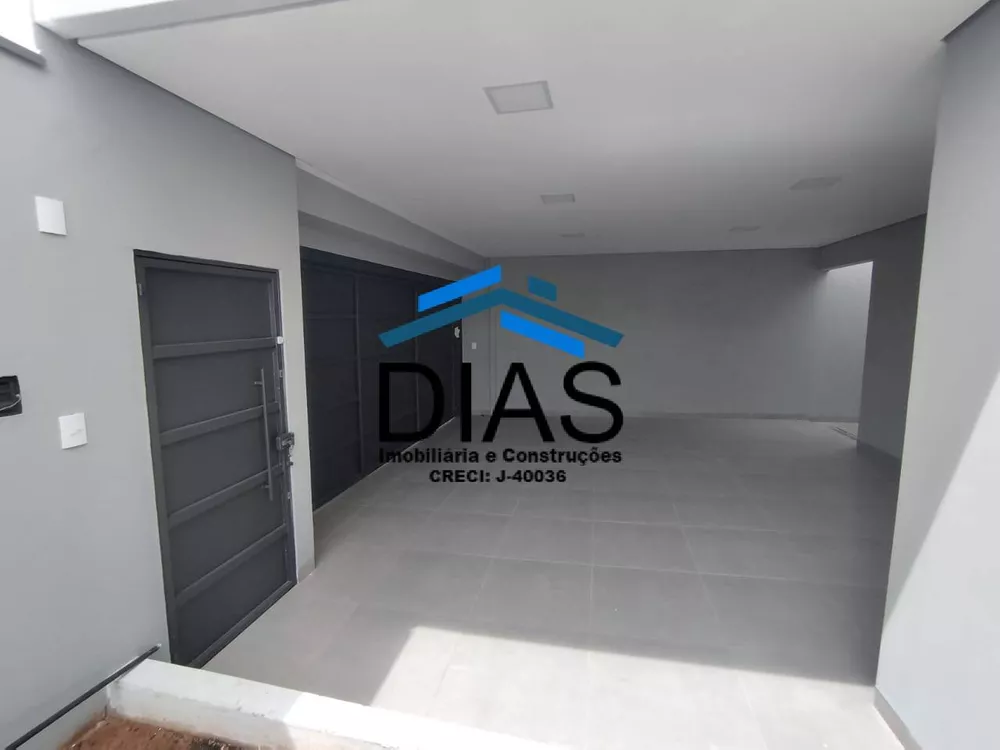 Casa à venda com 3 quartos, 177m² - Foto 3