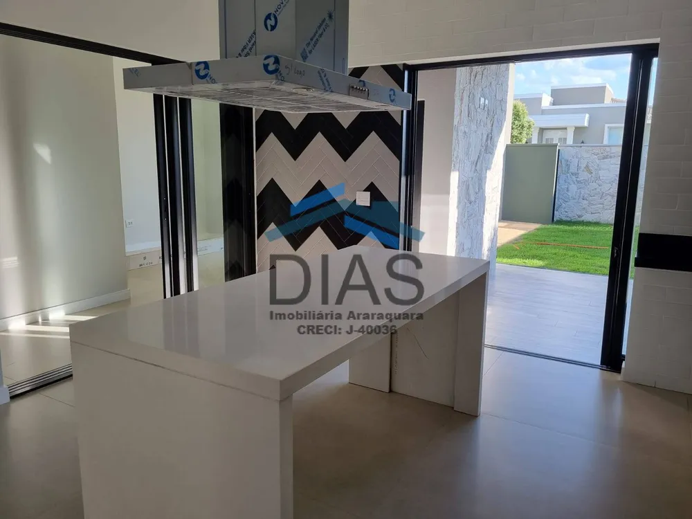 Casa, 3 quartos, 205 m² - Foto 2