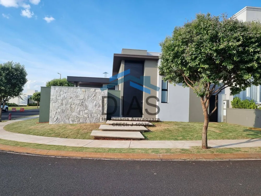 Casa, 3 quartos, 205 m² - Foto 1