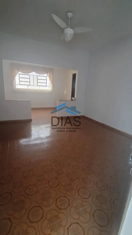 Casa, 3 quartos, 211 m² - Foto 2