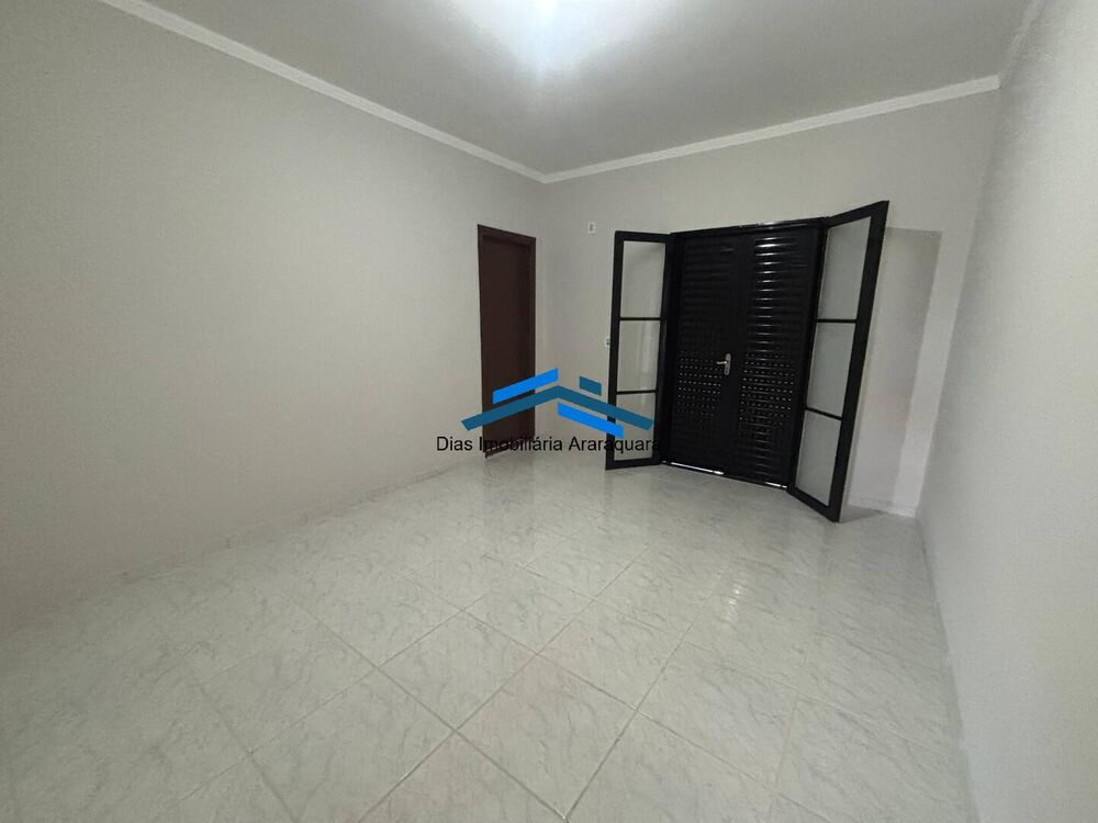 Casa, 3 quartos, 180 m² - Foto 2