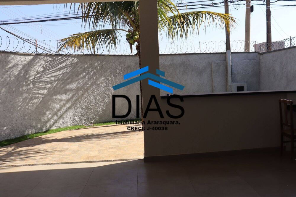 Casa, 3 quartos, 178 m² - Foto 1