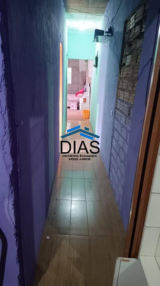 Casa à venda com 2 quartos, 81m² - Foto 4