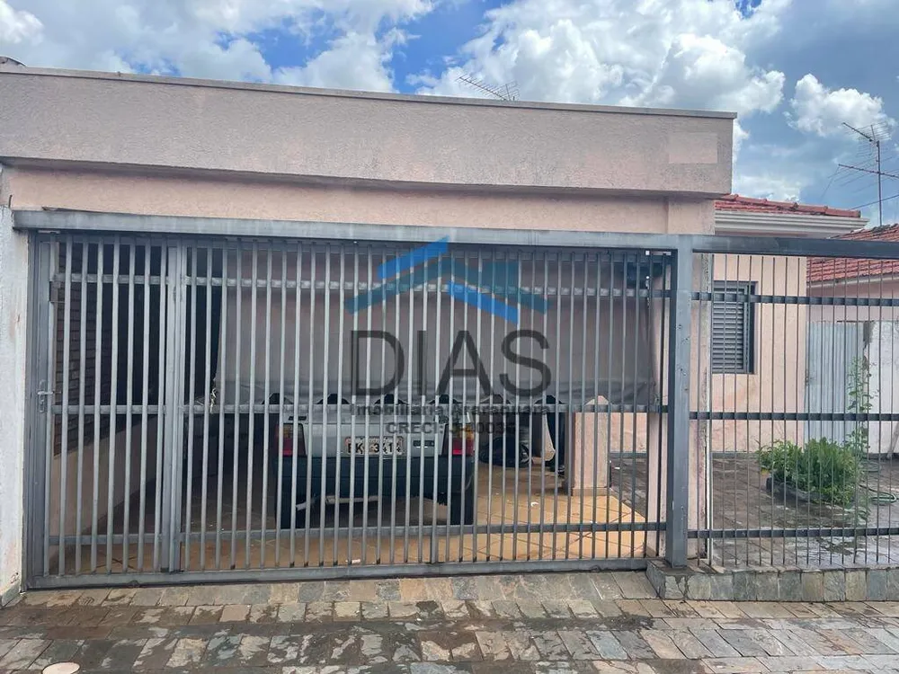 Casa, 3 quartos, 172 m² - Foto 1