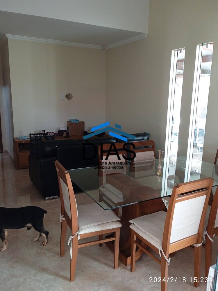 Casa, 3 quartos, 175 m² - Foto 1