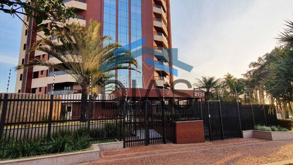Apartamento à venda com 3 quartos, 250m² - Foto 1