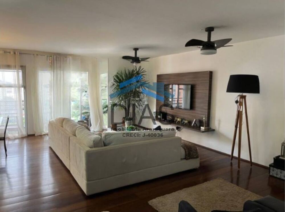 Apartamento, 3 quartos, 207 m² - Foto 2