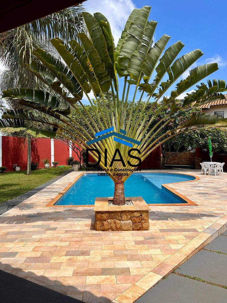 Chácara, 5 quartos, 5012 m² - Foto 1