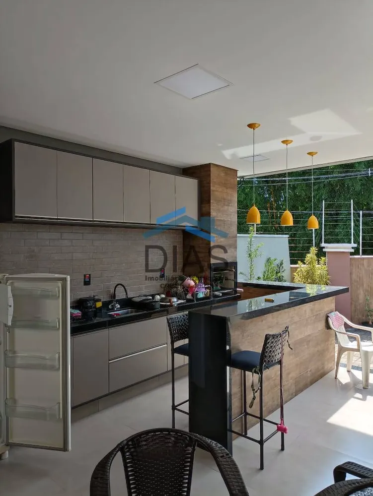 Casa, 3 quartos, 196 m² - Foto 3