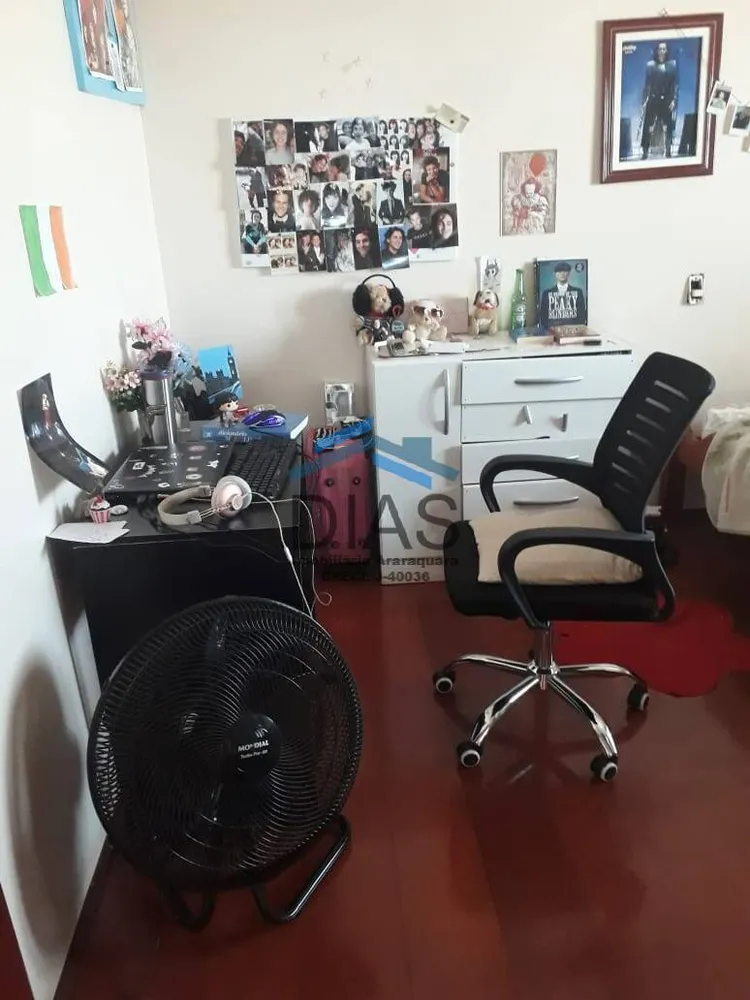 Casa, 3 quartos, 210 m² - Foto 1