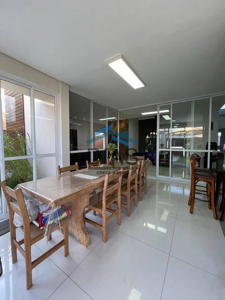 Casa, 3 quartos, 180 m² - Foto 2