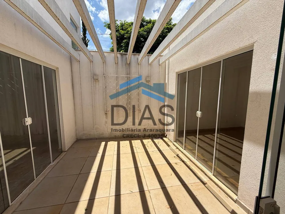 Casa, 3 quartos, 179 m² - Foto 2